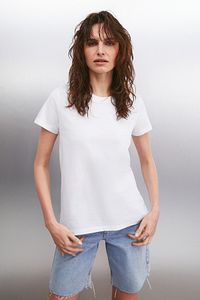 Samantha Kadın %100 Organik Pamuklu Comfort Fit Arkası Uzun Basic Örme Beyaz T-shirt ürün fotoğrafı