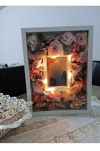 30x40 Cm Ledli Fotoğraf Bölümlü Tasarım Gül Kutusu Anı Çerçevesi! Ayna Çerçeve! ürün fotoğrafı