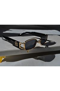 Siyah Kare Gold Halkalı Çerçeve Güneş Gözlüğü ürün fotoğrafı