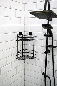 Ömür Boyu Paslanmaz Yapışkanlı Banyo Köşeliği ürün fotoğrafı