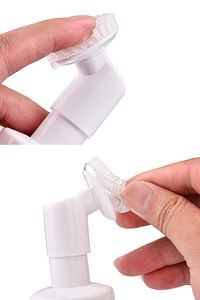 Yüz Temizleme Köpüğü 200 ml (Aplikatörlü) (Çay Ağacı Yağı /Tea Tree Oil) ürün fotoğrafı