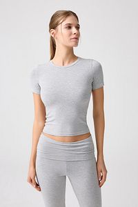 x Melodi Gri Melanj Bedene Oturan Tişört Short Fitted ürün fotoğrafı