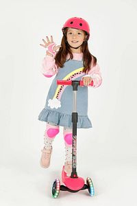 Kız Erkek Çocuk Scooter, Yüksekliği Ayarlanabilir Çocuk Scooter, Led Işıklı Tekerlekler ürün fotoğrafı