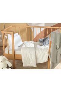 Comfy Pamuklu Bebe Yorgan Beyaz ürün fotoğrafı