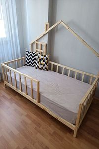 Montessori Bebek Ve Çocuk Karyolası Unisex Doğal Ahşap Yatak ürün fotoğrafı
