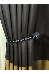 Mıknatıslı Perde Toplayıcı Gri ürün fotoğrafı
