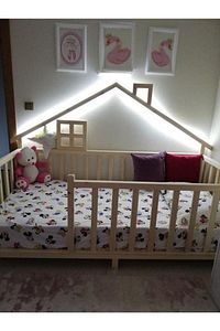 Happy Doğal Çam Montessori Bebek ve Çocuk Karyolası ürün fotoğrafı