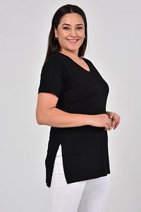 Büyük Beden Organik Pamuklu Yandan Yırtmaçlı Likralı Konfor Modeli Kısa Kollu Spor Ve Günlük T-shirt ürün fotoğrafı