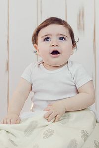 Fluffy Bebek Battaniyesi 80x100 Cm Melis Koyun Tüyü Battaniye ürün fotoğrafı
