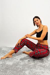 Kadın Pamuklu Ekose Desenli Pijama Altı Eşofman Kurdeleli Kırmızı Yeşil Kareli ürün fotoğrafı