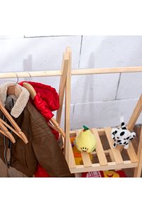Masif Ahşap Çocuk Dolap Askılık Montessori Yuvarlak Askılı ürün fotoğrafı