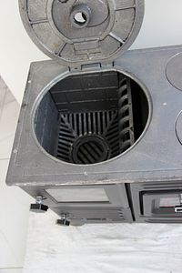Efor Isı Füme Renk Yaylı Kapaklı Döküm Kuzine Soba ürün fotoğrafı