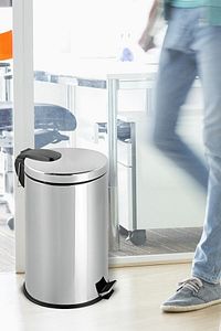30 Litre Temizlik Çöp Kovası Paslanmaz Pedallı Çöp Kutusu Ayaklı 30 Lt Lüx Lüks Mutfak Bahçe Kovası ürün fotoğrafı