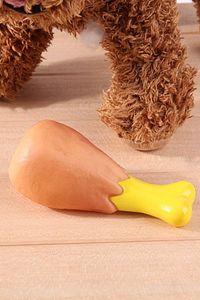 Köpekler İçin Oyuncak Sosis ve Tavuk Budu ürün fotoğrafı