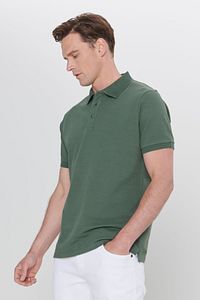 Erkek Haki %100 Pamuk Kıvrılmaz Pike Polo Yaka Slim Fit Dar Kesim Tişört ürün fotoğrafı