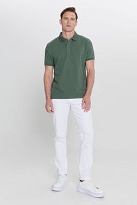 Erkek Haki %100 Pamuk Kıvrılmaz Pike Polo Yaka Slim Fit Dar Kesim Tişört ürün fotoğrafı