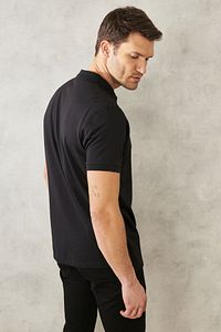 Erkek Çekmeyen Pamuklu Kumaş Slim Fit Dar Kesim Simsiyah Kıvrılmaz Polo Yaka T-shirt ürün fotoğrafı