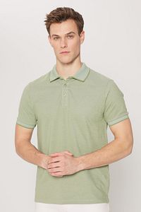 Erkek Çekmeyen Pamuklu Kumaş Slim Fit Dar Kesim Yeşil Kıvrılmaz Polo Yaka Tişört ürün fotoğrafı