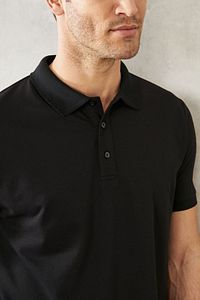 Erkek Çekmeyen Pamuklu Kumaş Slim Fit Dar Kesim Simsiyah Kıvrılmaz Polo Yaka T-shirt ürün fotoğrafı