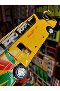 METAL YOLCU OTOBÜSÜ DIECAST KOLEKSİYON SESLİ IŞIKLI FARLAR YANAR OTOBÜS KAPI BAGAJ AÇILIR SARI ürün fotoğrafı