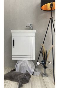 Banyo Ve Tuvalet Mini Köşe Lavabo 25*45 Cm (Banyo Dolabı Dahil) ürün fotoğrafı