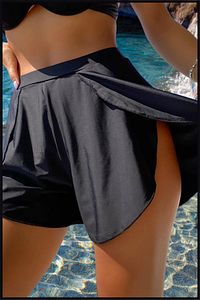 Kadın Deniz Havuz Şortu Etek Görünümlü Yırtmaçlı Şık Model (içte Sabit Bikini Slip ) 1100 ürün fotoğrafı