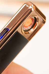 Şarjlı Usb Li Çakmak Kişiye Özel Kodlu Baskılı Kalem Hedıyeli ürün fotoğrafı