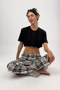 Kadın Pijama Altı Kurdeleli Beyaz Siyah Kare ürün fotoğrafı