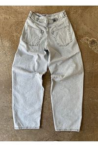 Kar Toka Detaylı Bol Kesim Geniş Paça Rahat Baggy Jean Kot Salaş Kadın Pantolon Jangan ürün fotoğrafı