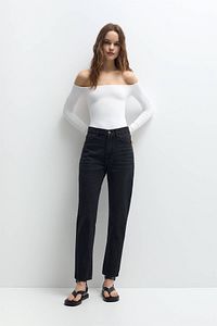 Yüksek bel mom fit jean ürün fotoğrafı