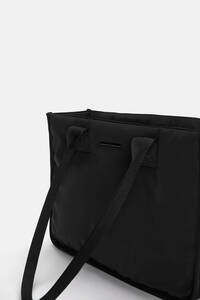 Naylon tote çanta ürün fotoğrafı