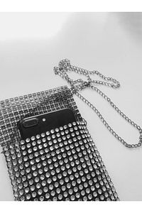 Taşlı Işıltılı Taş Görünümlü Zincir Askılı Siyah Telefon Çantası ürün fotoğrafı