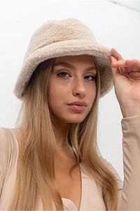 Bej Peluş Kadın Bucket Şapka ürün fotoğrafı