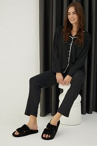 Düğmeli Pijama Takım ürün fotoğrafı