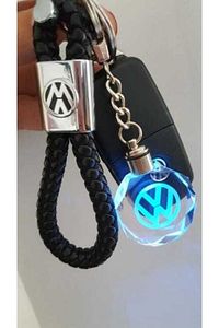 Volkswagen Logolu 7 Renk Yanan Led Işıklı 3d Araba Anahtarlığı Yedek Pil Hediye ürün fotoğrafı