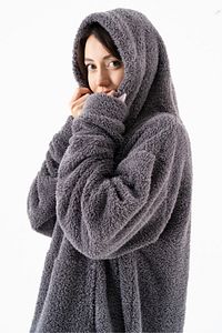 Wellsoft Kapşonlu Giyilebilir Tv Battaniyesi Unisex ürün fotoğrafı