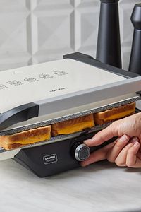 Gastro Classic Izgara Ve Tost Makinesi Krem 2000 W 6 Dilim Kapasiteli ürün fotoğrafı