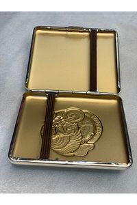 20135 Metal Sigara Tabakası Lüks Tasarım Şık Hediyelik Kare Tasarım Desenli Standart Kısa Tabla 90mm ürün fotoğrafı