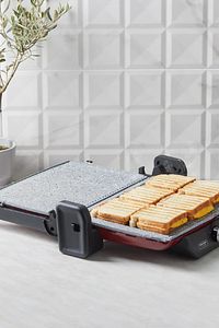 Gastro Classic Izgara Ve Tost Makinesi Kırmızı 2000 W 6 Dilim Kapasiteli ürün fotoğrafı