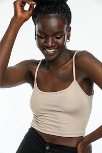 Kadın Bej Rengi Scuba Kumaş Ip Askılı Crop Top ürün fotoğrafı