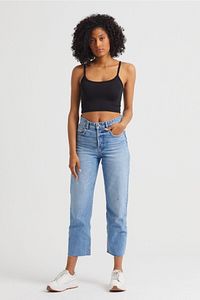 Kadın Siyah Scuba Kumaş İp Askılı Crop Top ürün fotoğrafı