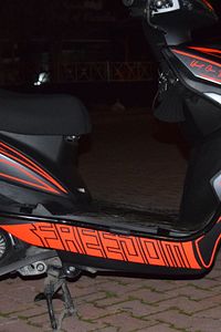 ARORA Freedom 50cc / 125cc Reflektif Etiket Seti Uyumlu ürün fotoğrafı