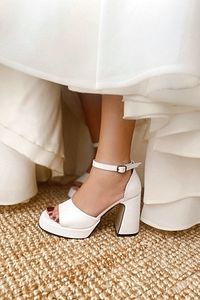Kadın Bride Gelin Nikah Düğün Ayakkabısı Mat Deri Platformlu Tek Bant Yüksek Topuklu Ayakkabı ürün fotoğrafı