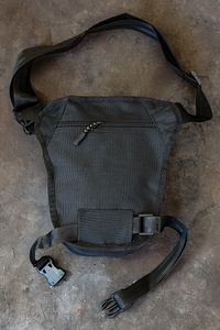 Çok Gözlü Su Geçirmez Unisex Siyah Bel Bacak Omuz Motosiklet Kurye Çantası Bodybag Sarı Siyah 4962 ürün fotoğrafı