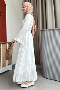 Nefel Beyaz Etek ürün fotoğrafı