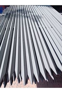 30x30x3mm-200-cm Köşebent Demir 200 Cm Bahçe Çit Direği Delikli Boyalı Kazığı Direk 2,0 Mt ürün fotoğrafı