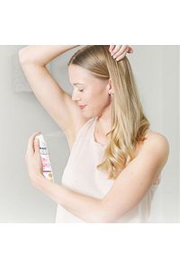 Kadın Sprey Deodorant Işıldayan Bakım Lotus Çiçeği Kokusu 150 ml X3 Adet ürün fotoğrafı
