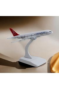 Boeing 777-300 THY 1:400 Ölçekli Metal Model Maket Uçak Masaüstü Sergi Uçak Maketi Koleksiyon Modeli ürün fotoğrafı
