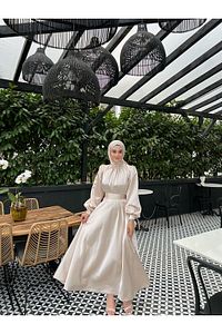 Lia Abiye Bej ürün fotoğrafı