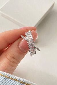 Çapraz Zirkon Taşlı Ayarlanabilir Çelik Yüzük ürün fotoğrafı